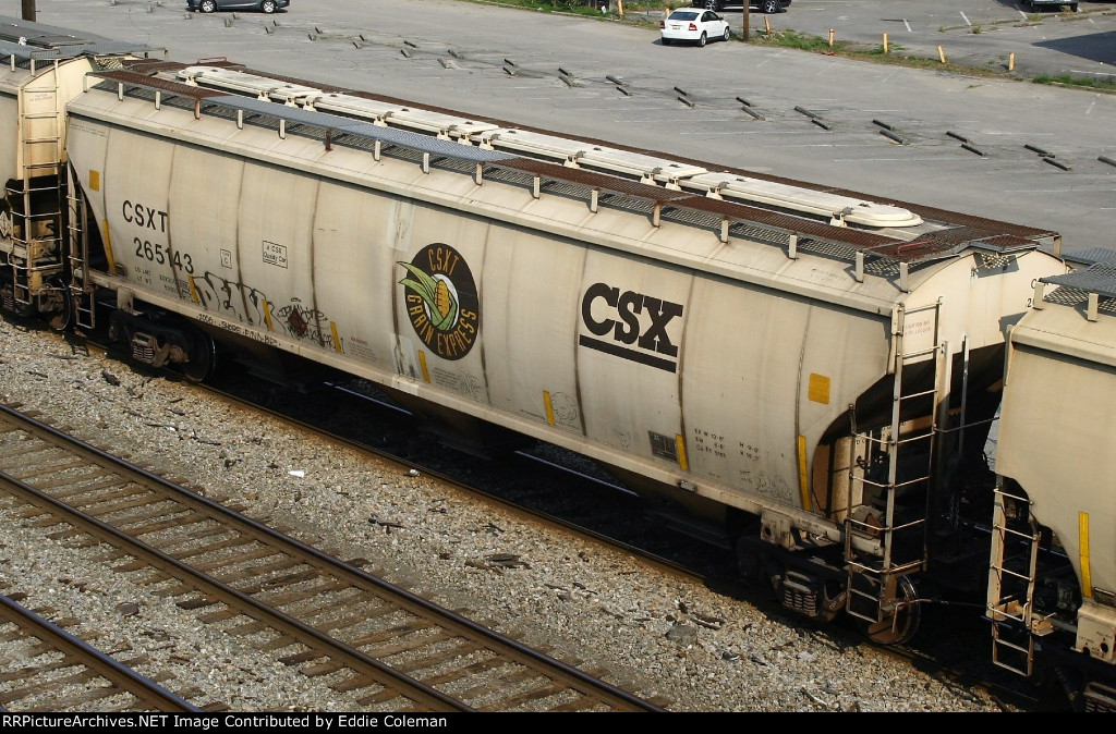 CSXT 265143 (Grain Express) - (Blt: 11-95) 